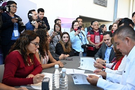 Recibe IEEG solicitud de convenio de coalición para gubernatura “Fuerza y Corazón x Guanajuato”