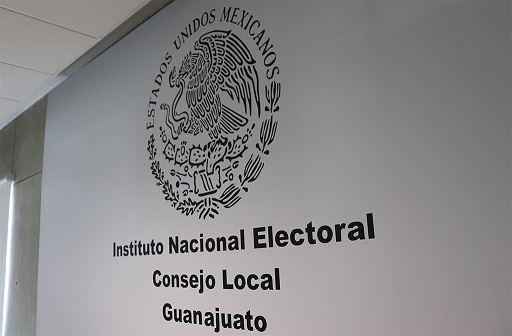12 mil 400 guanajuatenses fueron atendidos por el INE en el último día al tramitar la credencial de elector