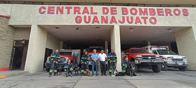Ponen en marcha la Unidad Canina de Búsqueda y Rescate de los Bomberos Voluntarios de Guanajuato