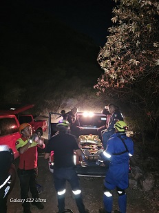 Bomberos Voluntarios de Guanajuato rescatan a joven que practicaba rappel en cerro de las Comadres