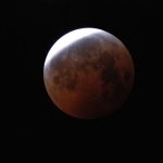 Los eclipses y fenómenos astronómicos asombran al ser humano