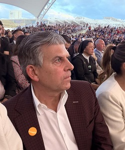 Lamenta Sheffield que informe de gobernadora se convierta en evento partidista