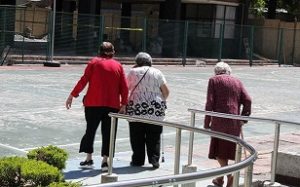 Piden trato digno a personas con discapacidad y adultos mayores en transporte público