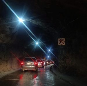 Caos vial en la Subterránea por cierre de la calle, enoja a capitalinos
