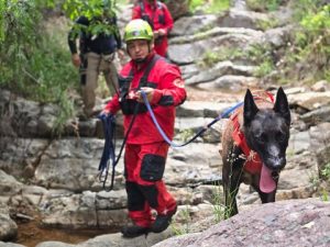 Amplían zona de búsqueda de capitalino por cerro de la Crucita