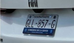 Los más de 97 mdp gastados para la compra de placas por el Estado pudieron ejercerse a otras prioridades