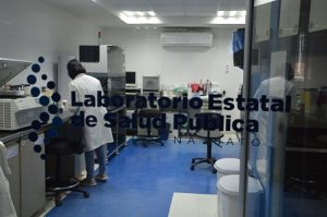 Conmemoran el 45 aniversario del Laboratorio Estatal de Salud Pública
