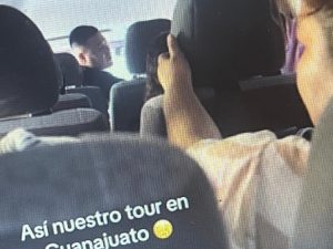 Exhiben a pseudo guía de turistas en la capital