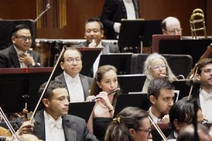 La OSUG llevó al público por un viaje de ritmos y emociones con “Justicia y ritmo”