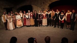 Conmemoran el 74 Aniversario del Teatro Universitario con una representación del “Retablillo jovial”