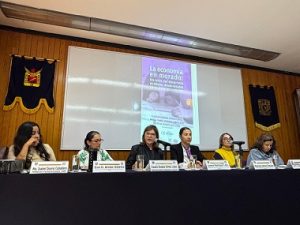 Presentan La economía en morado: los retos del desarrollo en México desde miradas de mujeres economistas en la FILUNI