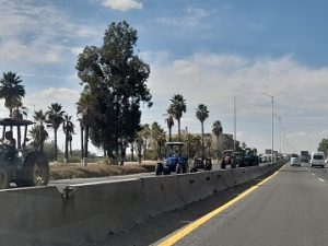 Regresarán los tractores para bloquear carreteras