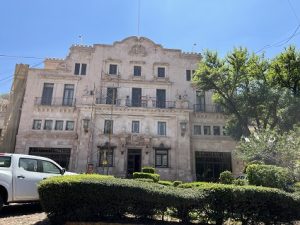 Mantienen altos salarios para 80 servidores públicos del Estado de Guanajuato